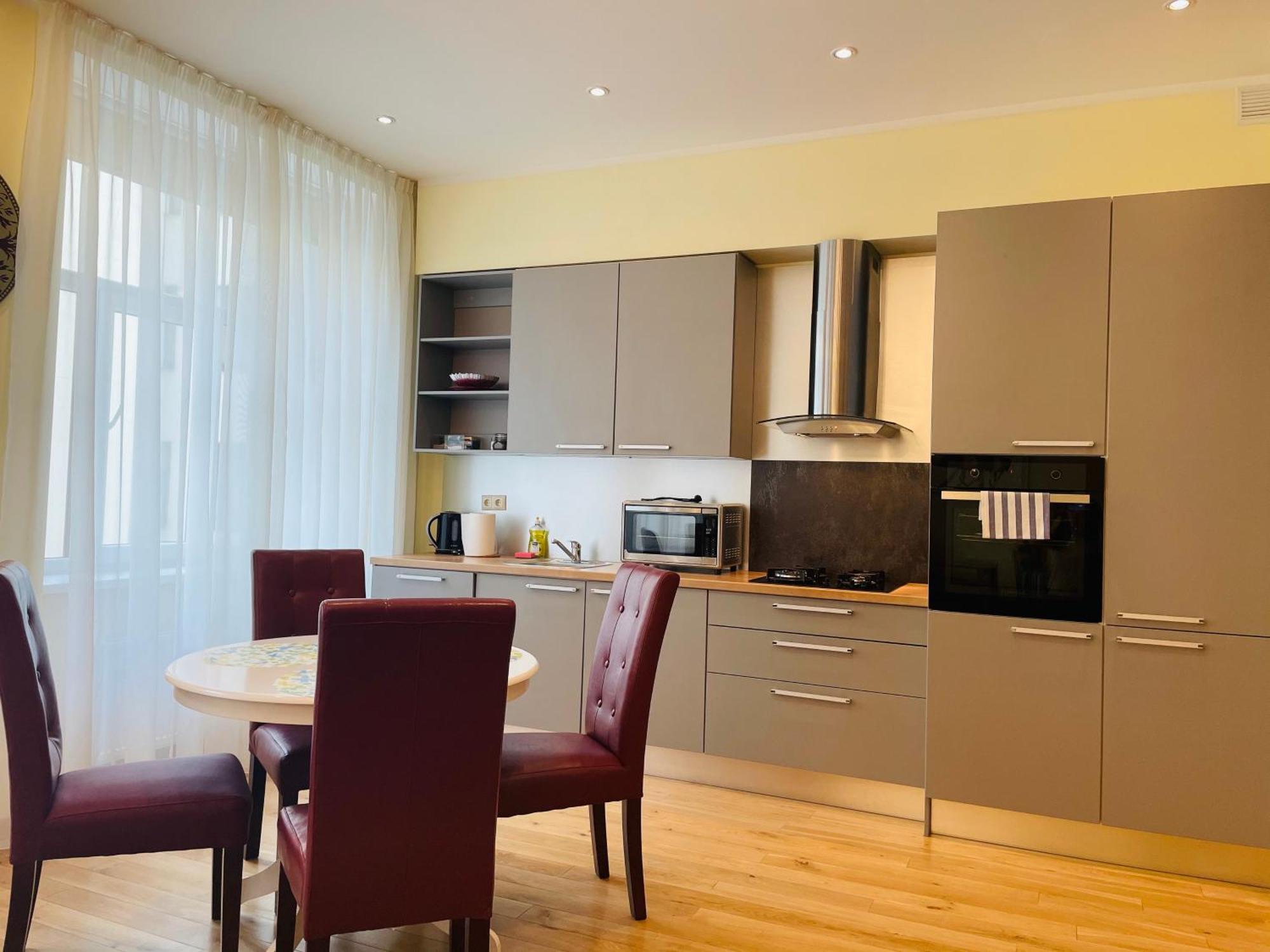 Riga Lux Apartments - Ernesta, Free Parking الغرفة الصورة