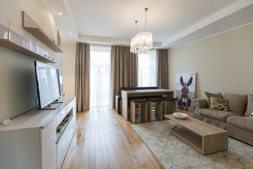 Riga Lux Apartments - Ernesta, Free Parking الغرفة الصورة