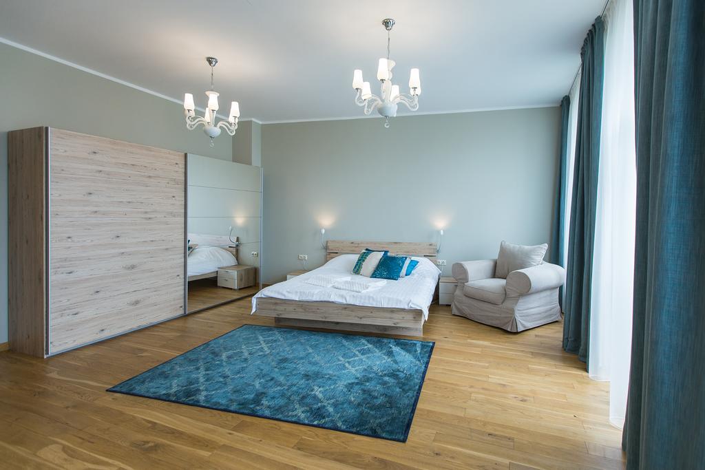 Riga Lux Apartments - Ernesta, Free Parking الغرفة الصورة