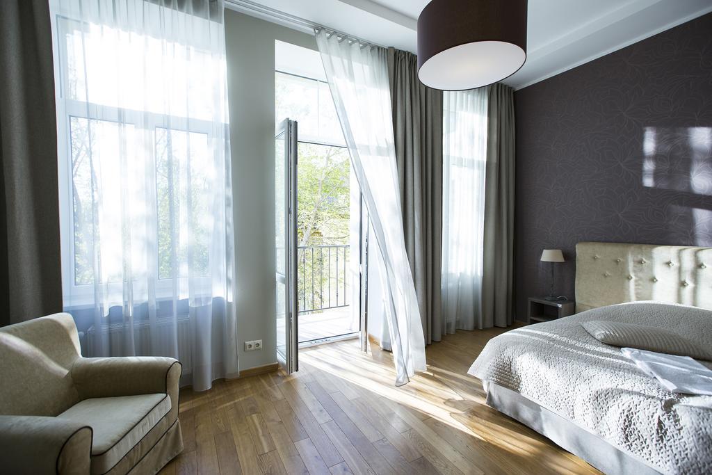 Riga Lux Apartments - Ernesta, Free Parking الغرفة الصورة