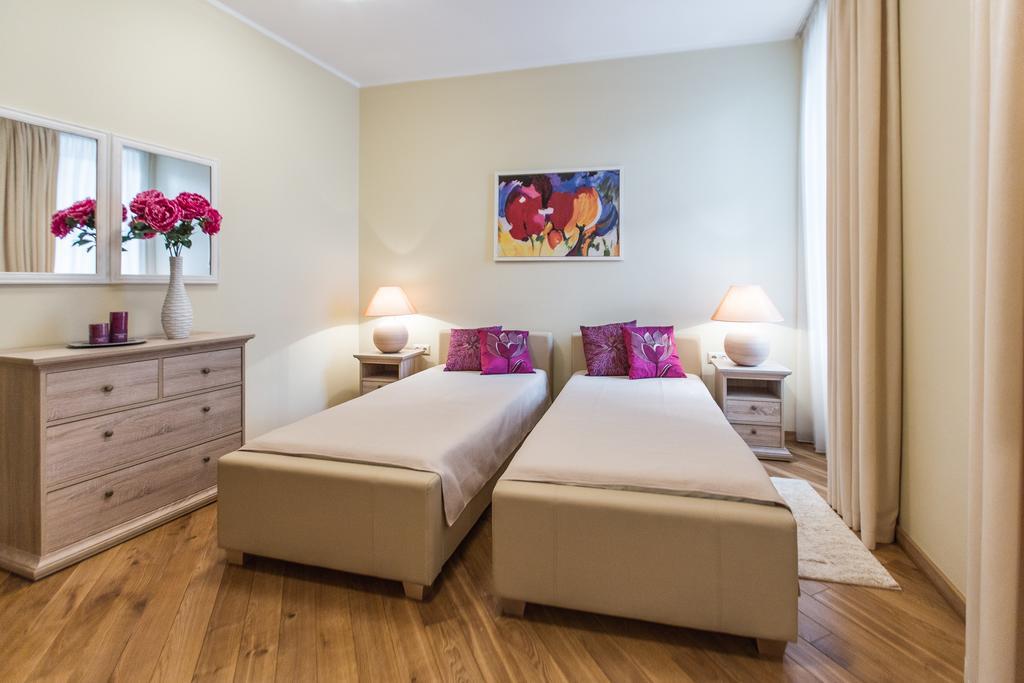 Riga Lux Apartments - Ernesta, Free Parking المظهر الخارجي الصورة